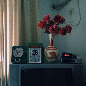 你的下面好紧啊视屏
